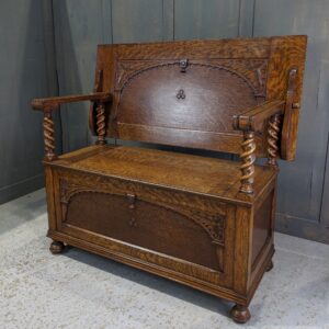 Decorative & Heavy 1930's Medium Oak Monks Bench (SOLD)