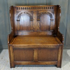 Good Quality Reproduction Oak Monks Bench by 'Reprodex' in the Tudor Style (SOLD)