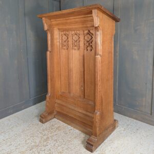 Larger Size Vintage Oak Gothic Church Reading Desk Lectern Ambo from St Mary's Port Dinorwic Wales (SOLD)