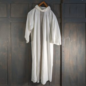 Extra Large 'Manantial' White Cotton Alb with Embroidered Front Feature (SOLD)