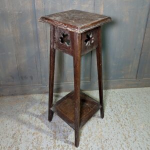 Simple Lightweight 1930's Vintage Oak Plant Stand with Fretwork Clover Leaves (SOLD)