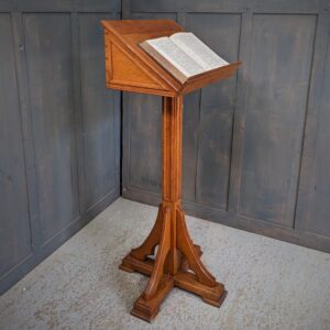 Classic Larger Size Medium Oak Church Lectern Ambo from St David's Wrexham (SOLD)