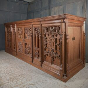 Exceptional Very Large Vintage Oak Welsh Gothic Ornate Church Altar