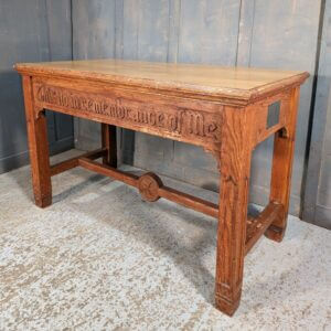 Classic Heavy Pale Oak Vintage 'This Do In Remembrance Of Me' Communion Altar Table