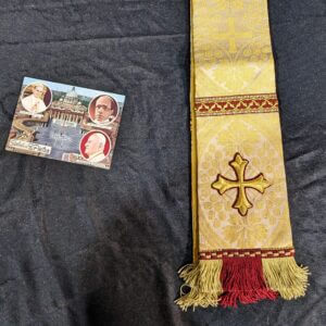 Cream/Burgundy Damask Stole with Yellow Lining Orphreys & Crosses