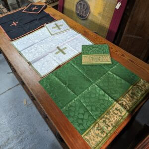 Ecclesiastical Religious Church Vintage Textiles - 3 Burses & Veils in Black White & Green