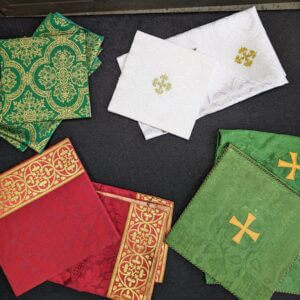 Four Assorted Burses & Matching Veils Red/Gold Green/Gold White/Cross Green/Cross