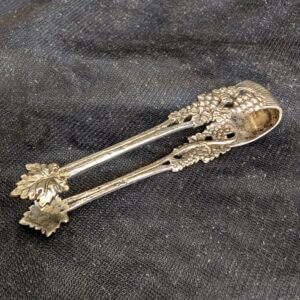 Decorative Leaves and Berries Solid Silver (800) Wafer Tongs fro Communion Wafers