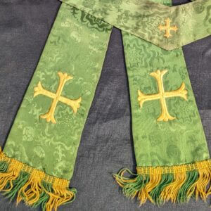 Lined Green Damask Silk Stole with Bottony Cross in Gold Coloured Thread