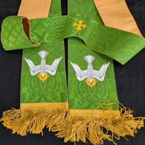 Green Damask 'Dove of Peace' Stole