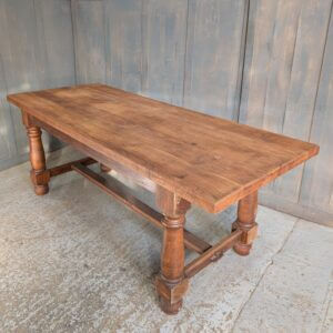 Large Heavy & Handsome Elm 18th Century Style Refectory Table with Pegged Stretcher