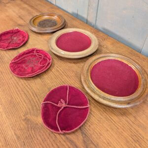 Antique Turned Oak Collection Plates from St James, Rhossdu
