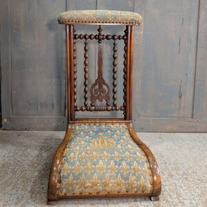 Beautiful 1870's Walnut French Prie Dieu Prayer Chair
