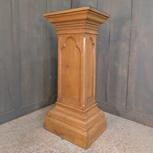 Larger Size Simple Gothic Pine Statue Plinth