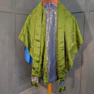 Excellent Watts & Co Peridot Green Damask Silk Chasuble with Stole