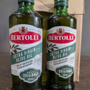 Eight 500ml Bottles of Extra Virgin Olive Oil for Oil Lights