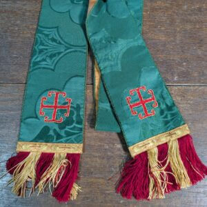 Lovely Vintage Green Silk Damask Stole with Gold Red Clercee Cross